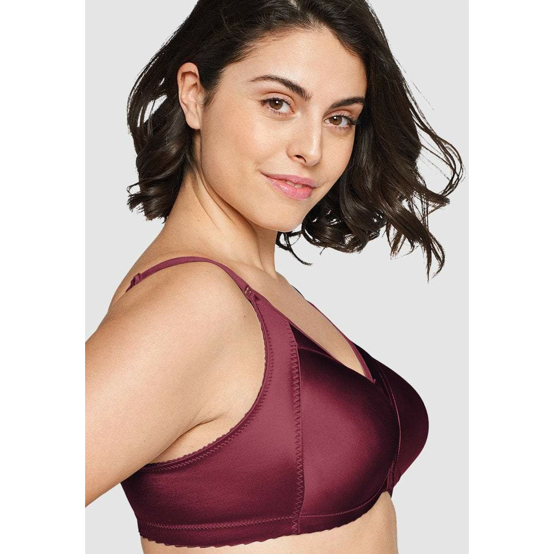 Moulded Wirefree Soft Cup Minimiser Bra
